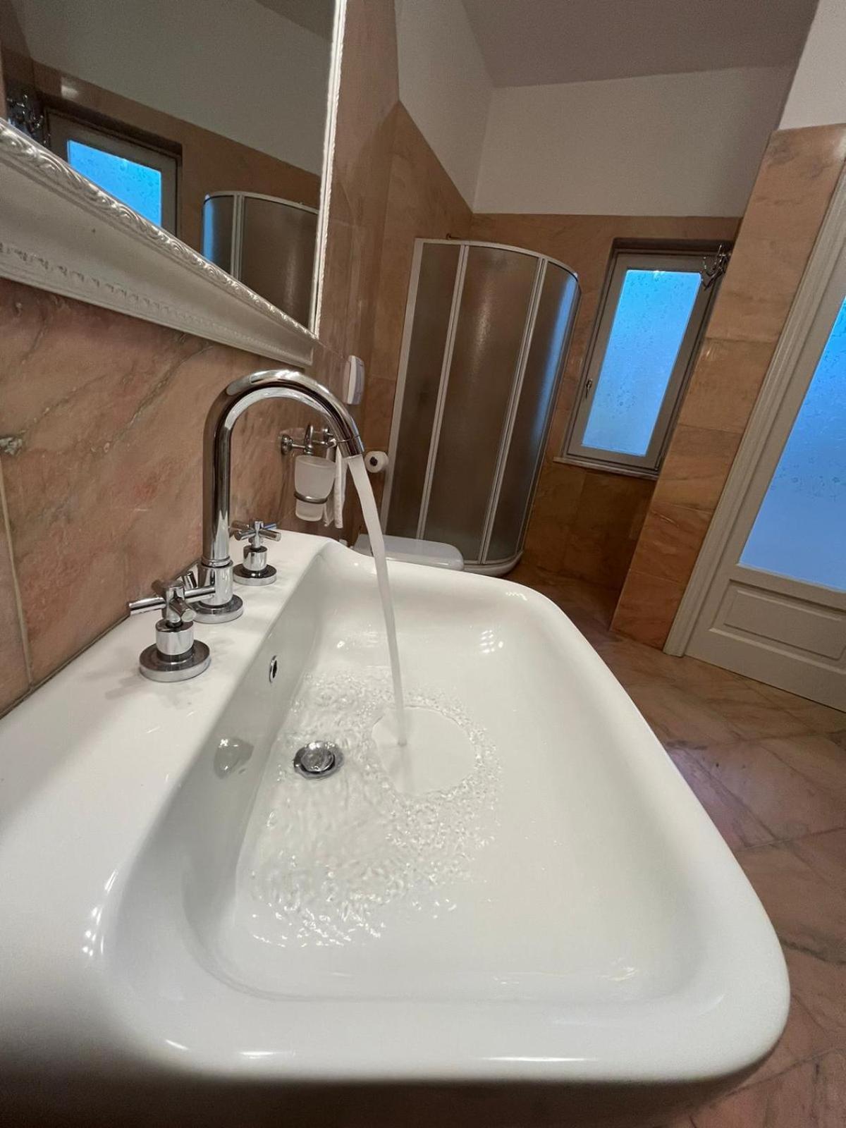 Chez Marie Ischia Villa Bagian luar foto